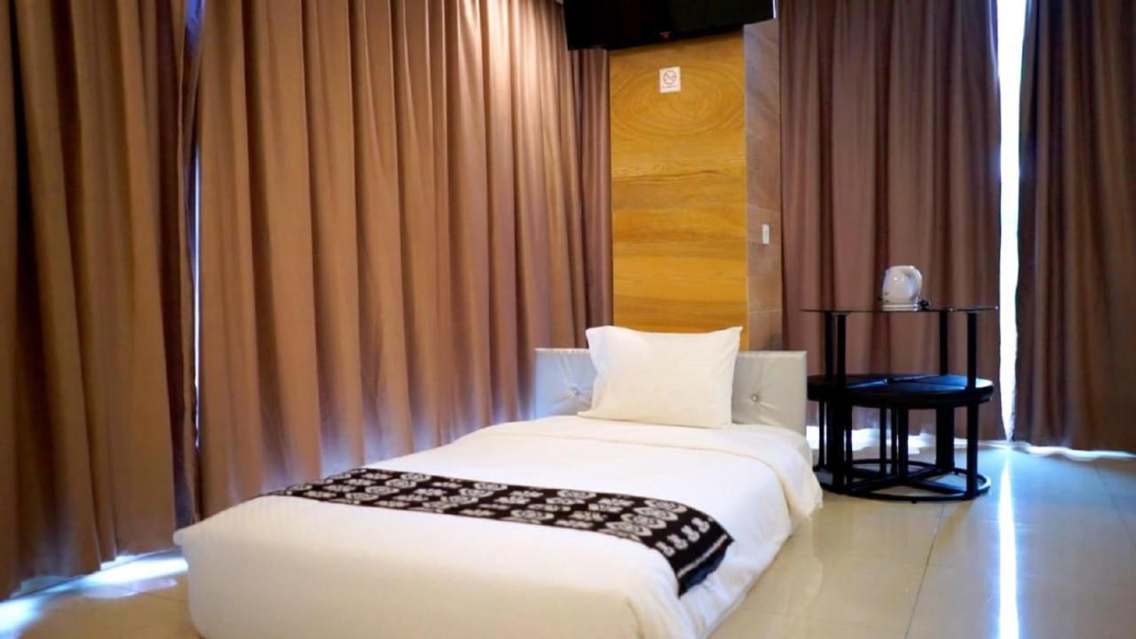 Kalton Hotel Labuan Bajo Dış mekan fotoğraf